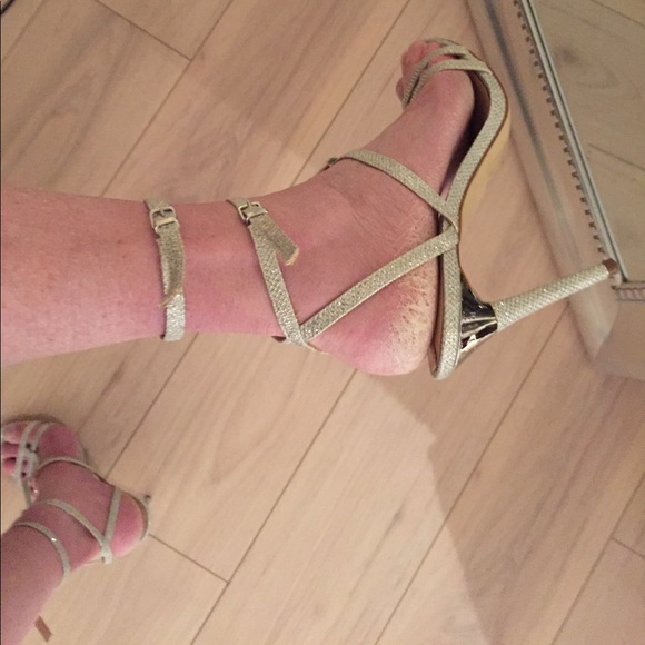 Silver SANDALS! Evening Wedding, PROM party heels - Picture 6 of 9